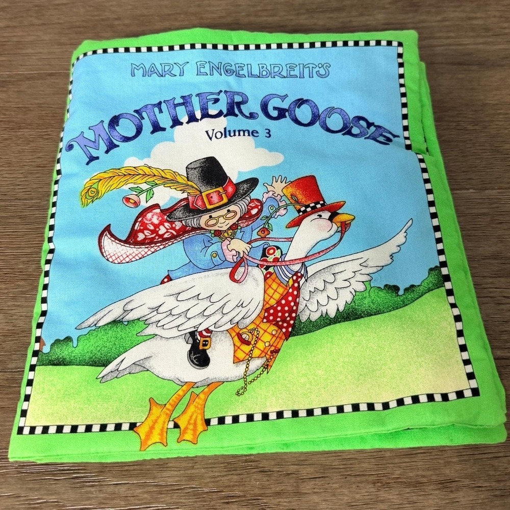 Mary Engelbreit Mother‎ Goose Volume 3 Fabric Book Childrens Nursery Rhymes